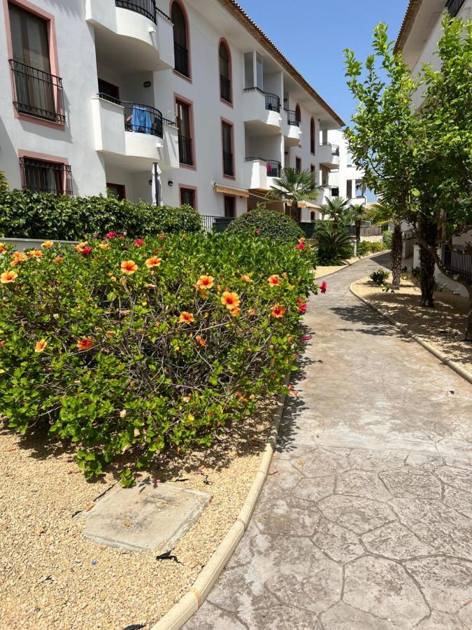 Apartamento Alfaz Del Sol L'Alfas del Pi Luaran gambar