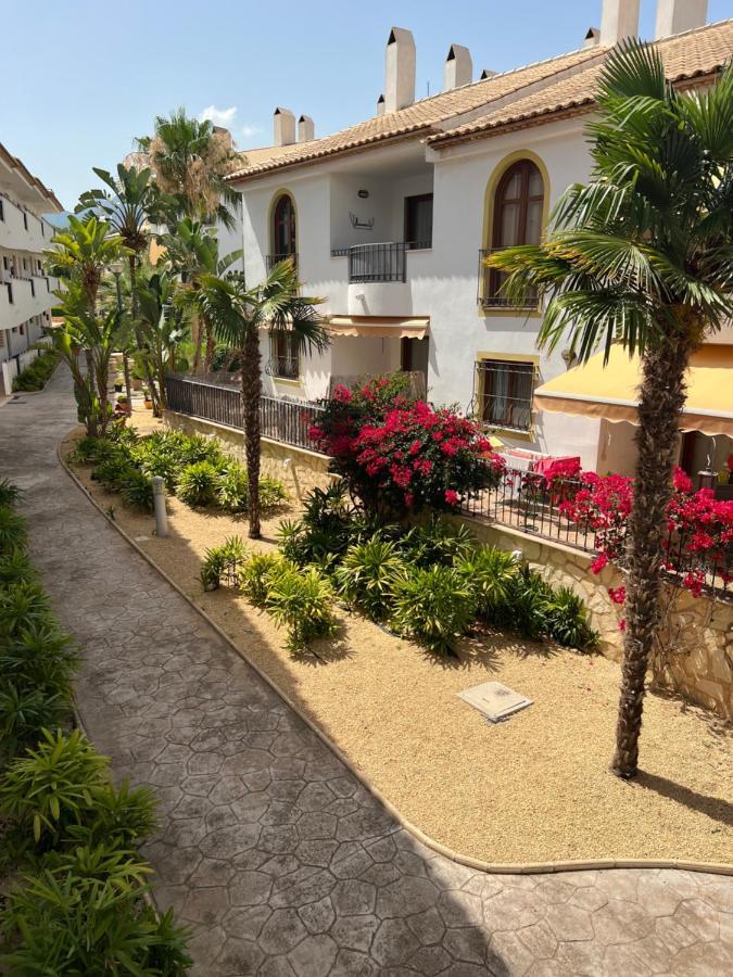 Apartamento Alfaz Del Sol L'Alfas del Pi Luaran gambar