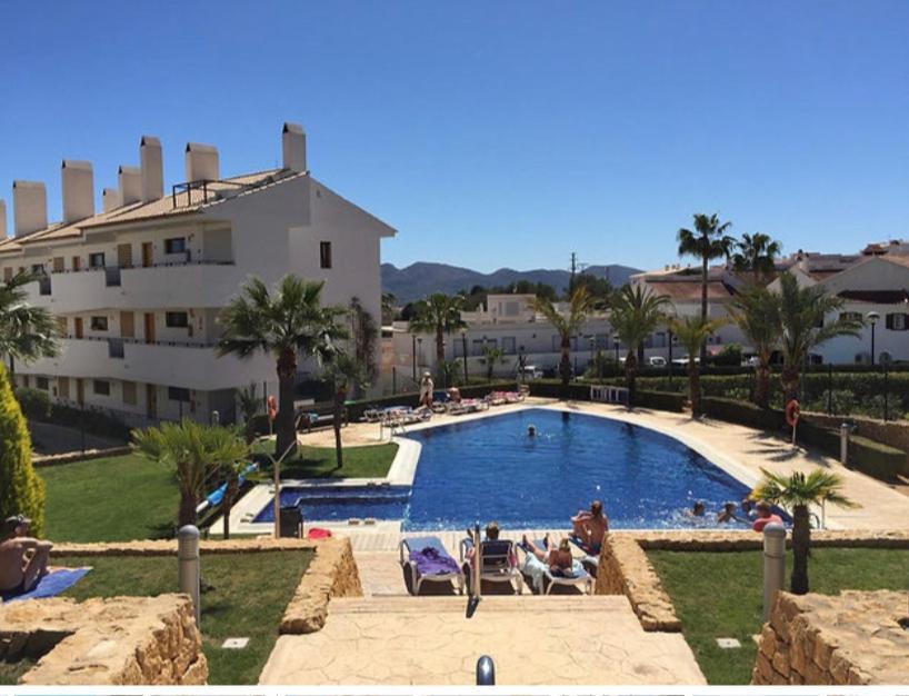 Apartamento Alfaz Del Sol L'Alfas del Pi Luaran gambar